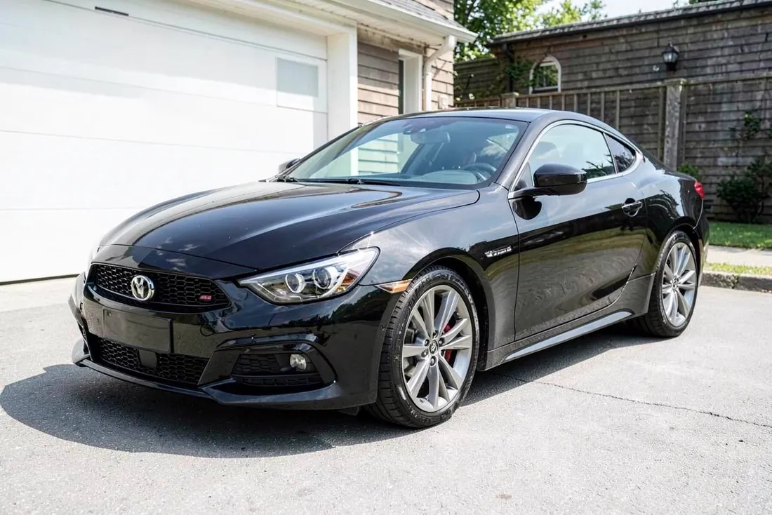 Black coupe before window tint